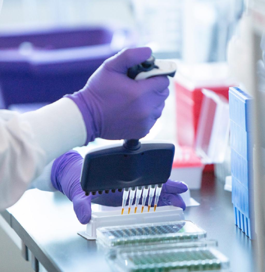 medical research lab B5 we work to deliver