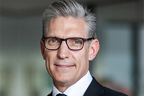 Photo of Jannie Oosthuizen